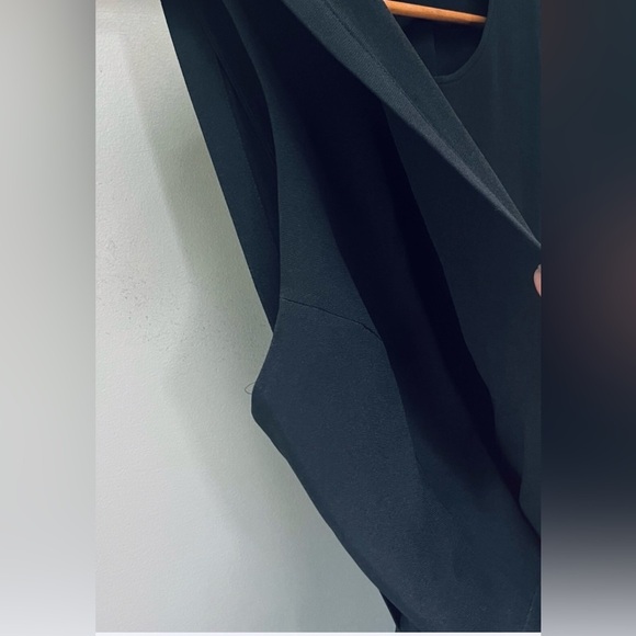 NWOT! Theory Remaline Structured Sleeveless Admiral Crepe Jumpsuit, Size 2 🖤✔️ - Picture 6 of 8